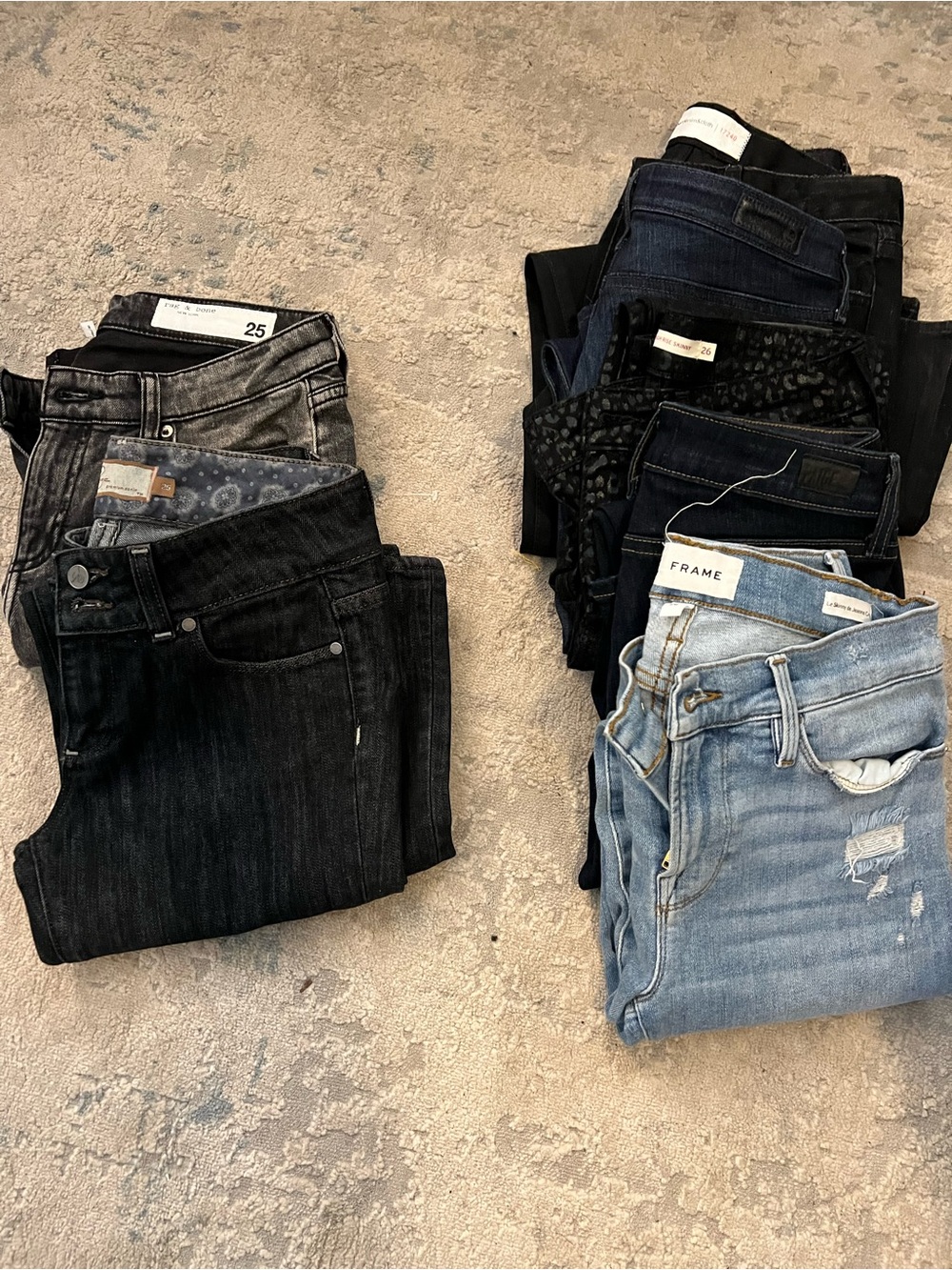 Mix package of jeans. Skinny, bootcut, straight Light Blue and Black Washes